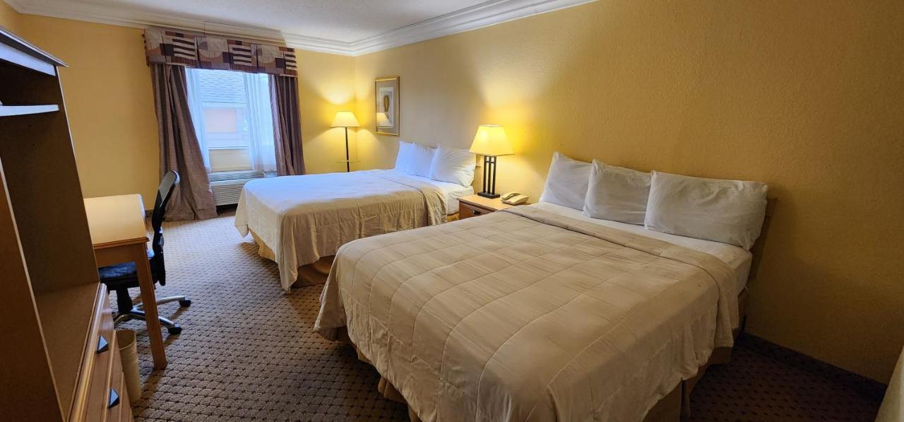 Super 8 By Wyndham Temple I-35 Hotel Eksteriør billede